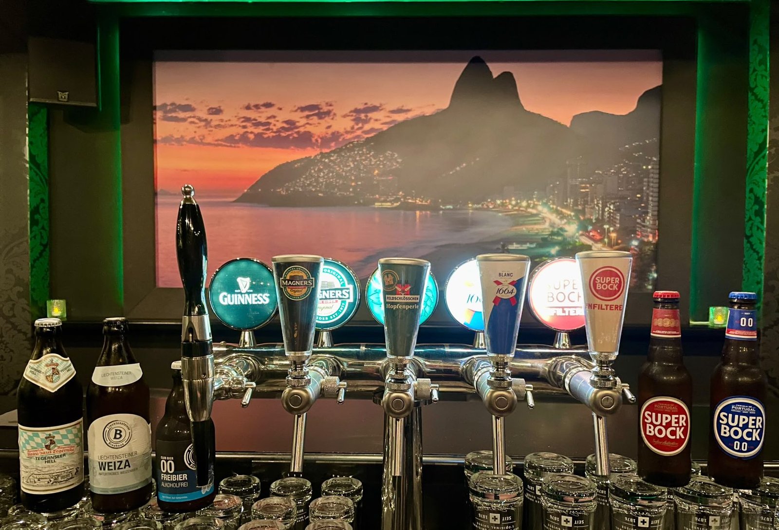 Unsere Zapfanlage mit Ipanema-Blick